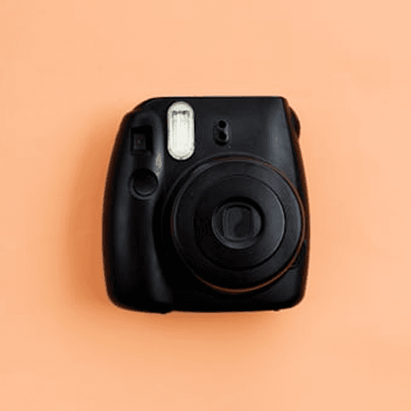 DIGITAL CAMERA